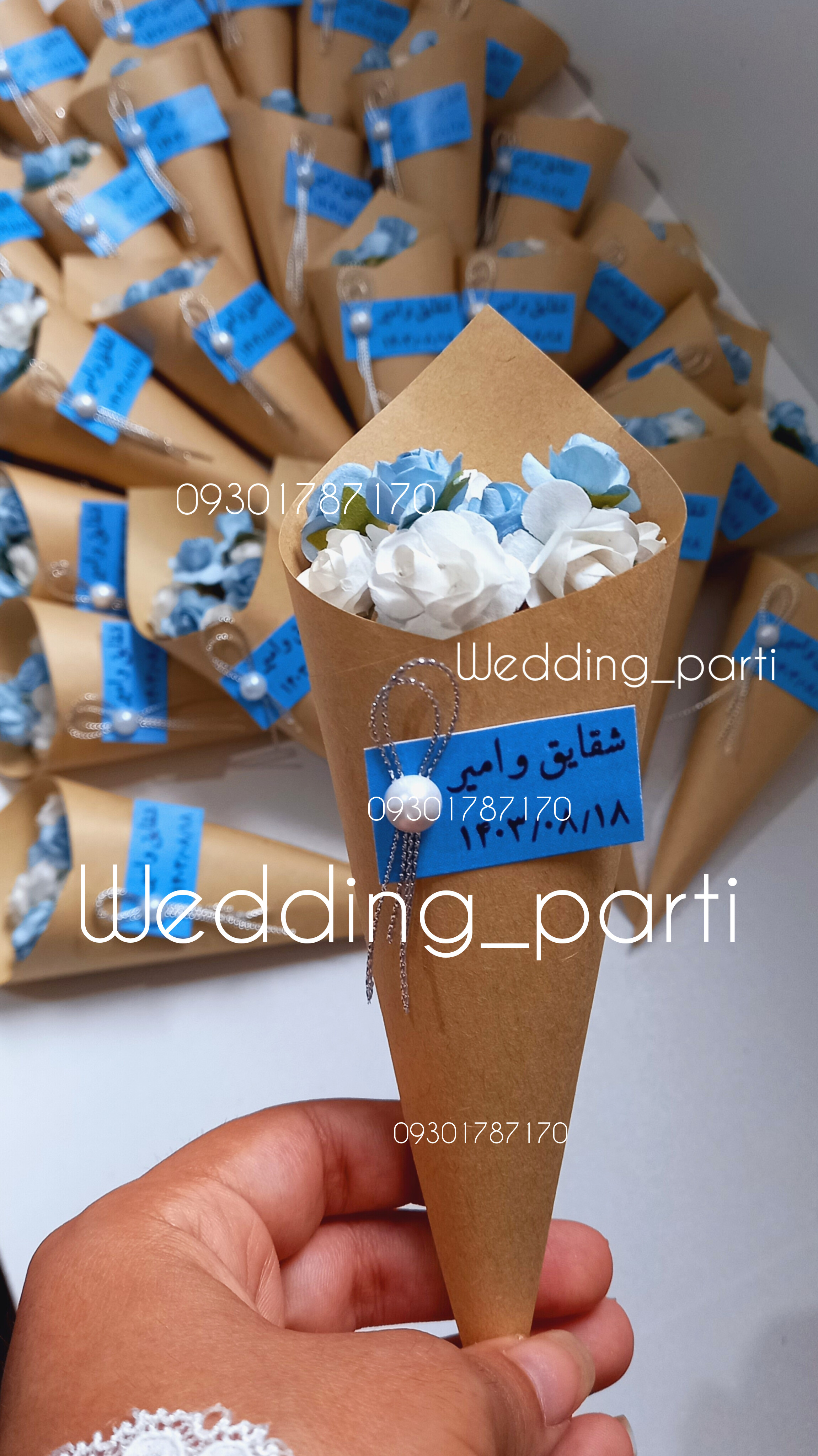 گیفت دسته گل کاغذی عروسی