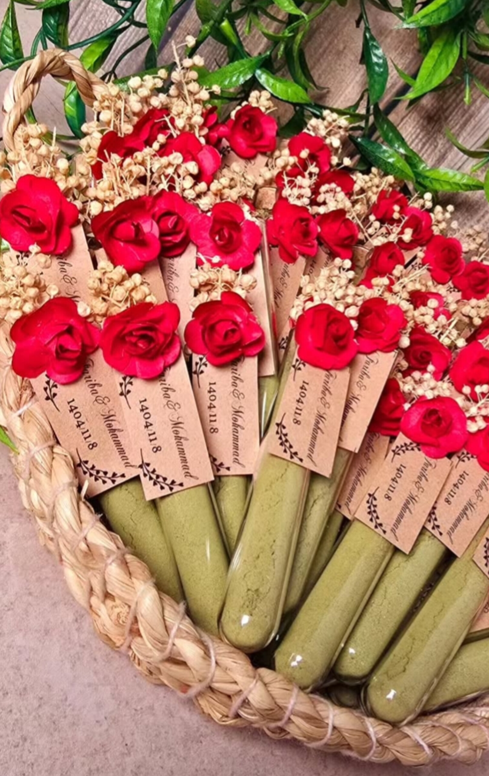گیفت حنا شیشه لوله ای